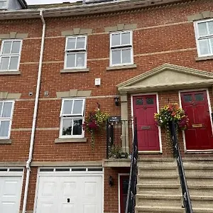 Private In Family Homestay Bournemouth